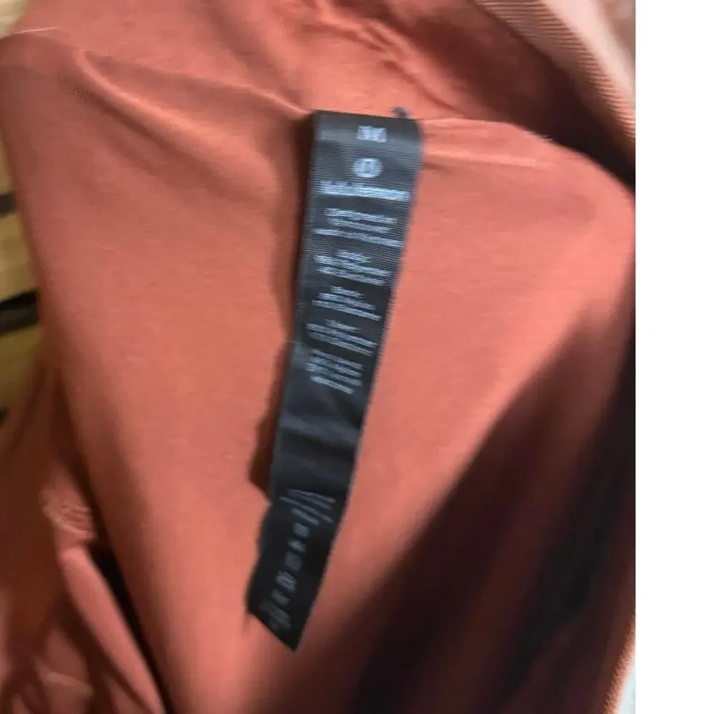 Lululemon‎ Burnt Orange And Tan Shorts Men Size Medium